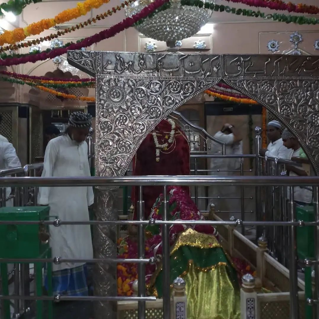 Dargah Hazrat