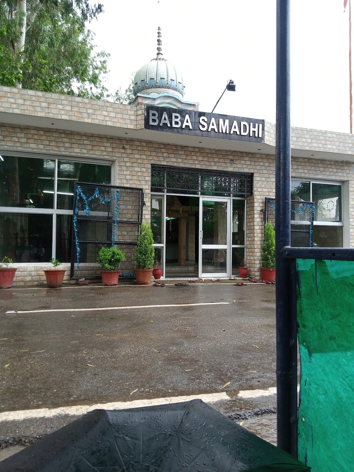 Baba Samadhi Temple