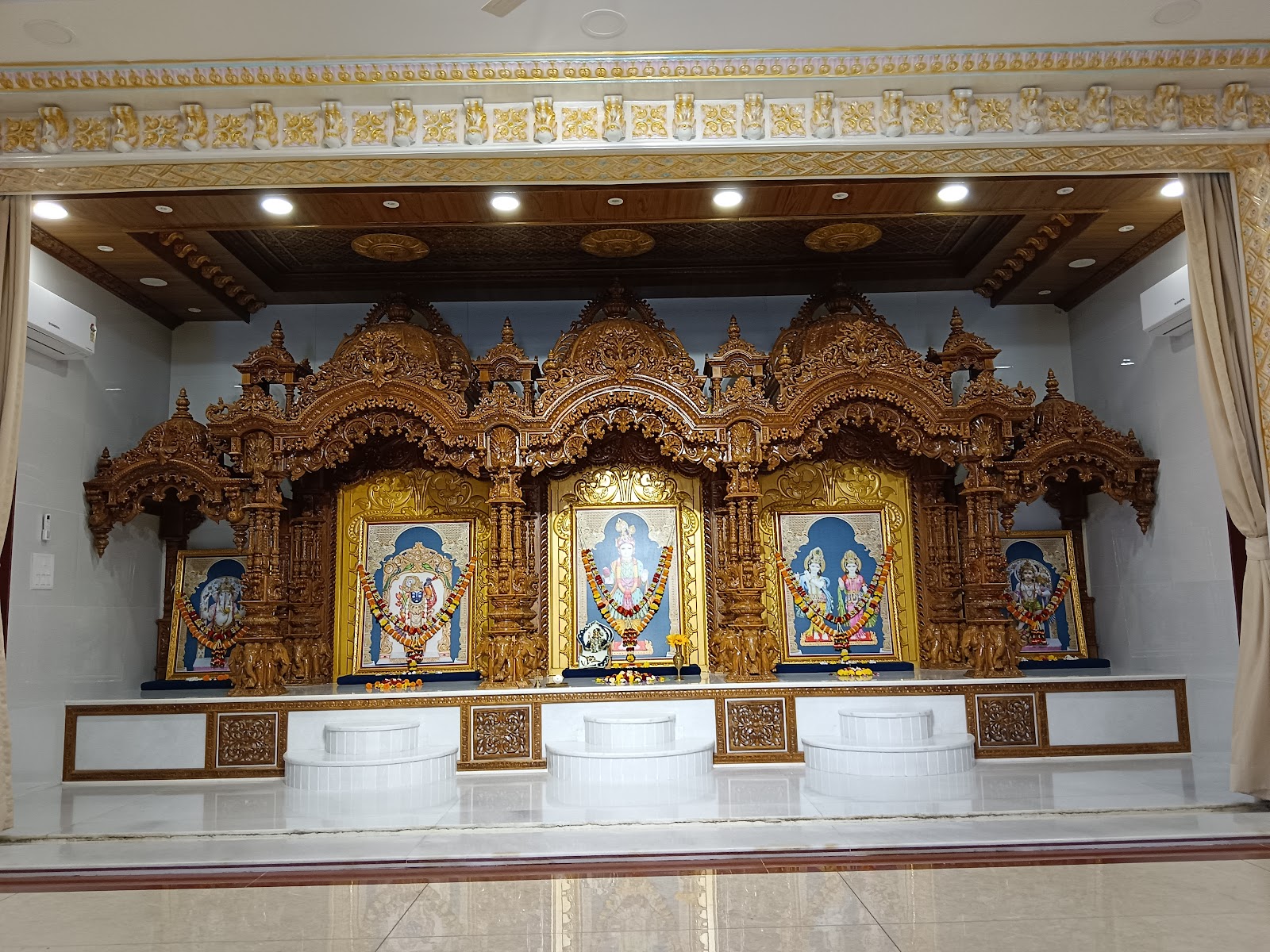 Shri Swaminarayan Mandir