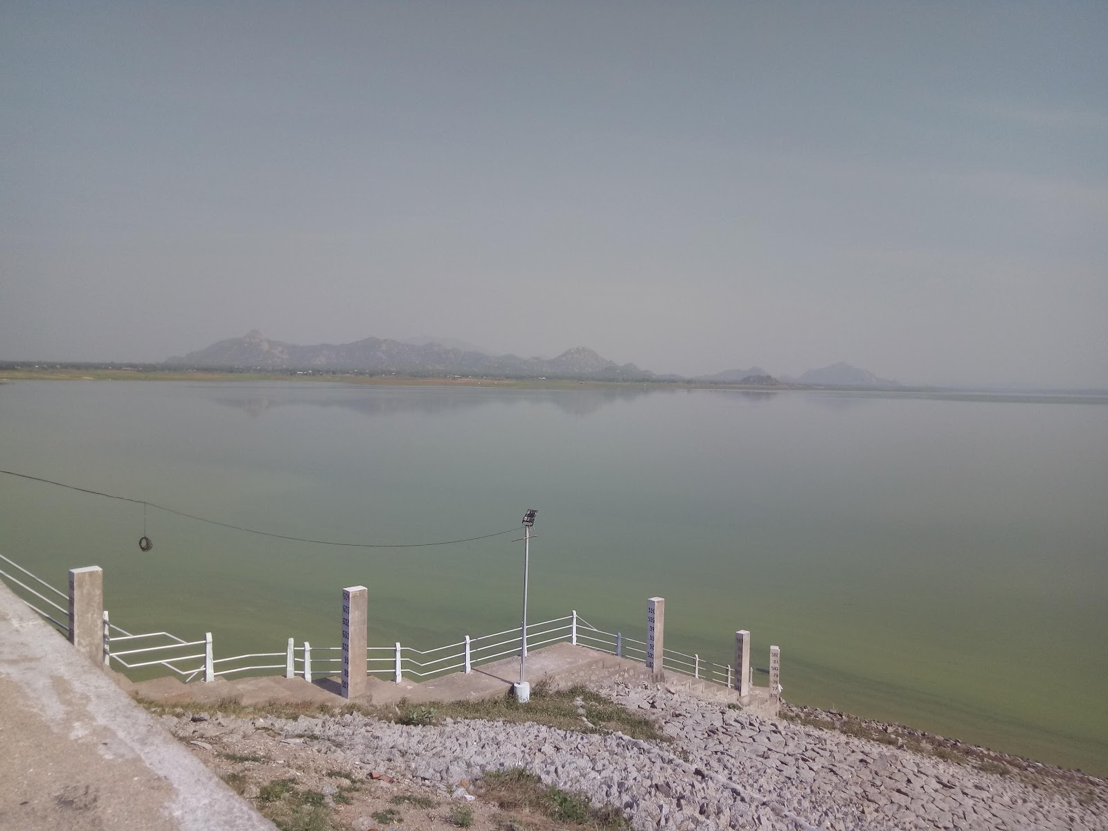 Dantiwada Reservoir Viewpoint