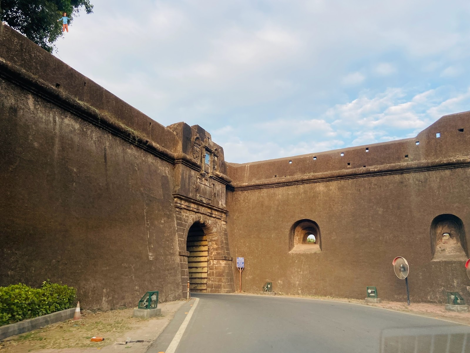 Daman Fort