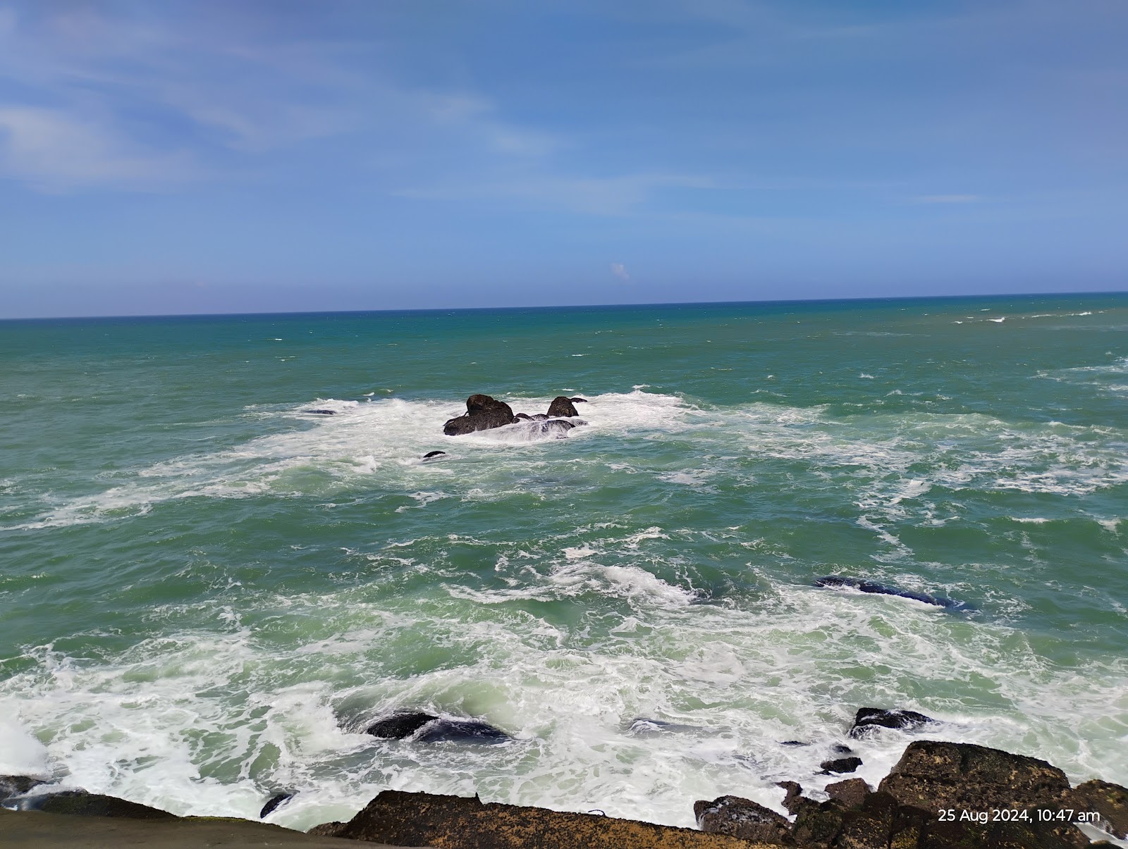 Thiruvalluvar Statue