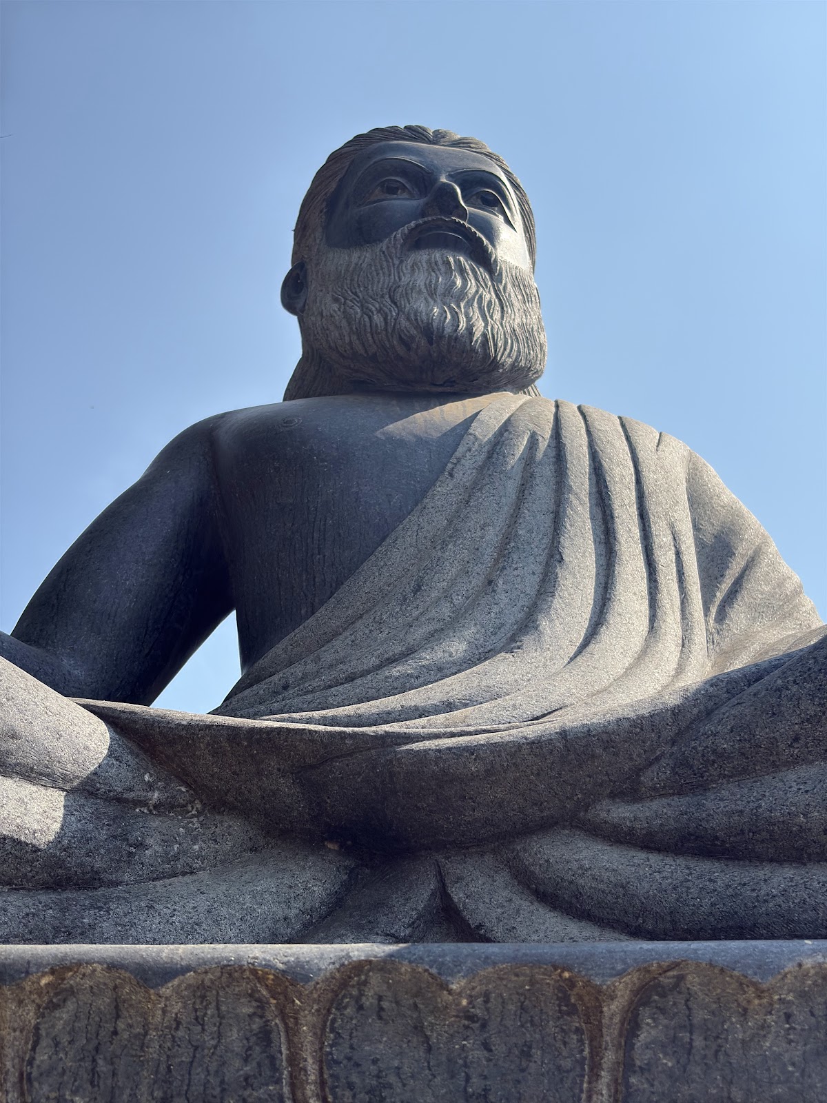 Thiruvalluvar Statue