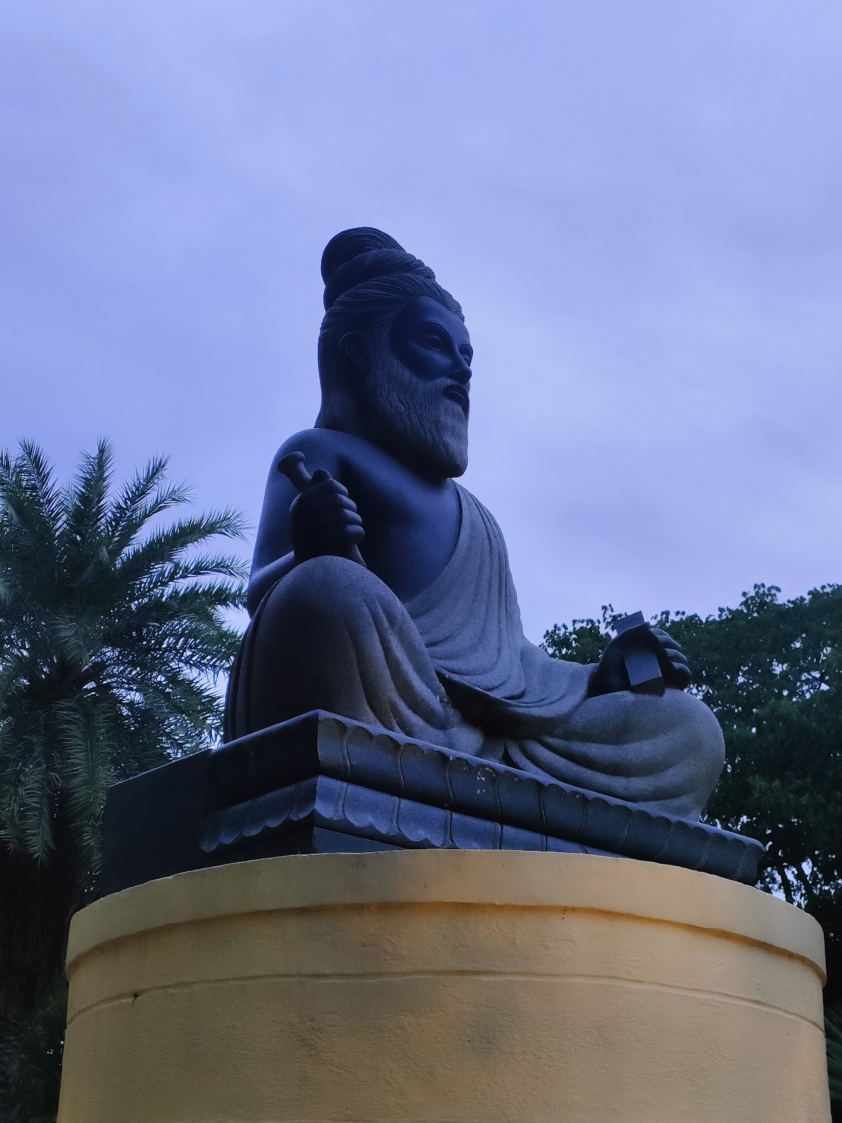 Thiruvalluvar Statue