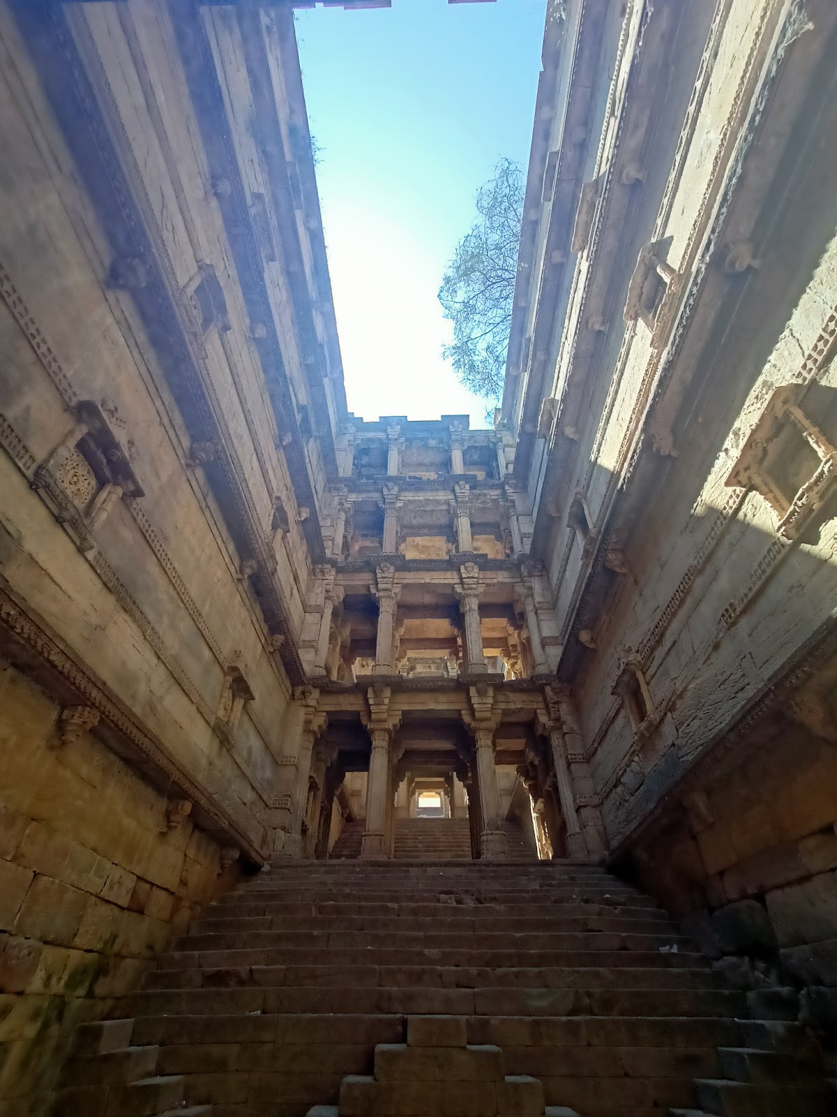 Vijapur Stepwell and Tank