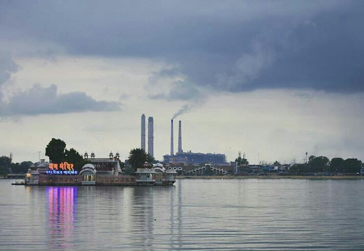 Kishore Sagar Lake and Jagmandir