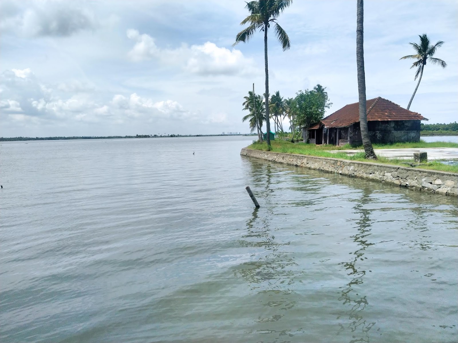Veeranpuzha Backwaters