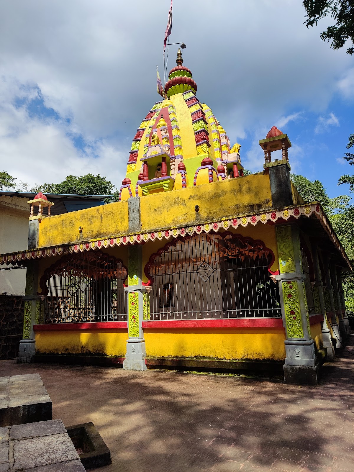 Tungareshwar Temple