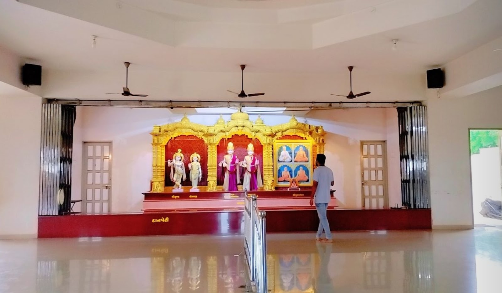 Shree Swaminarayan Temple