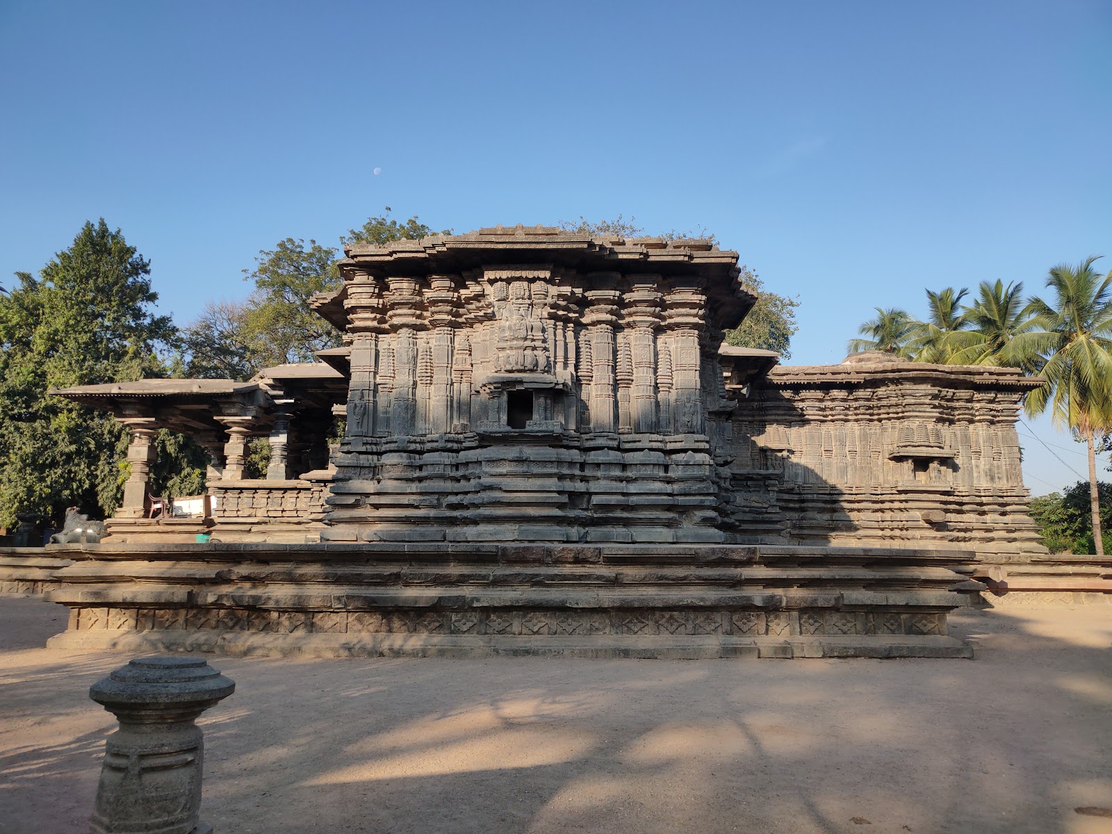 Thousand Pillar Temple