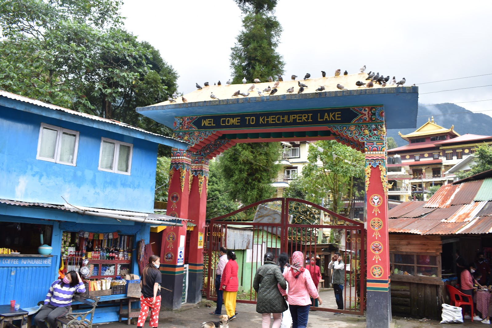 Khecheopalri Lake