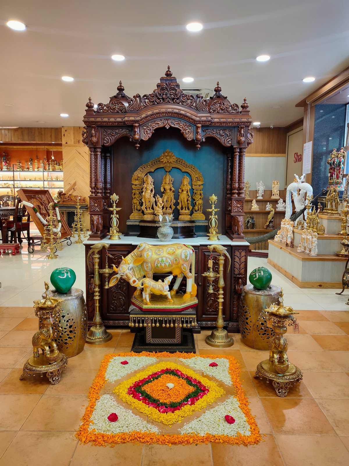 Local Handicraft Shops