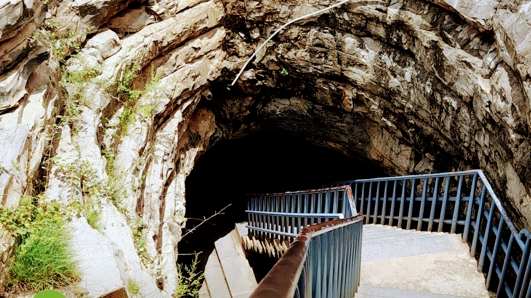 Kurnool Caves