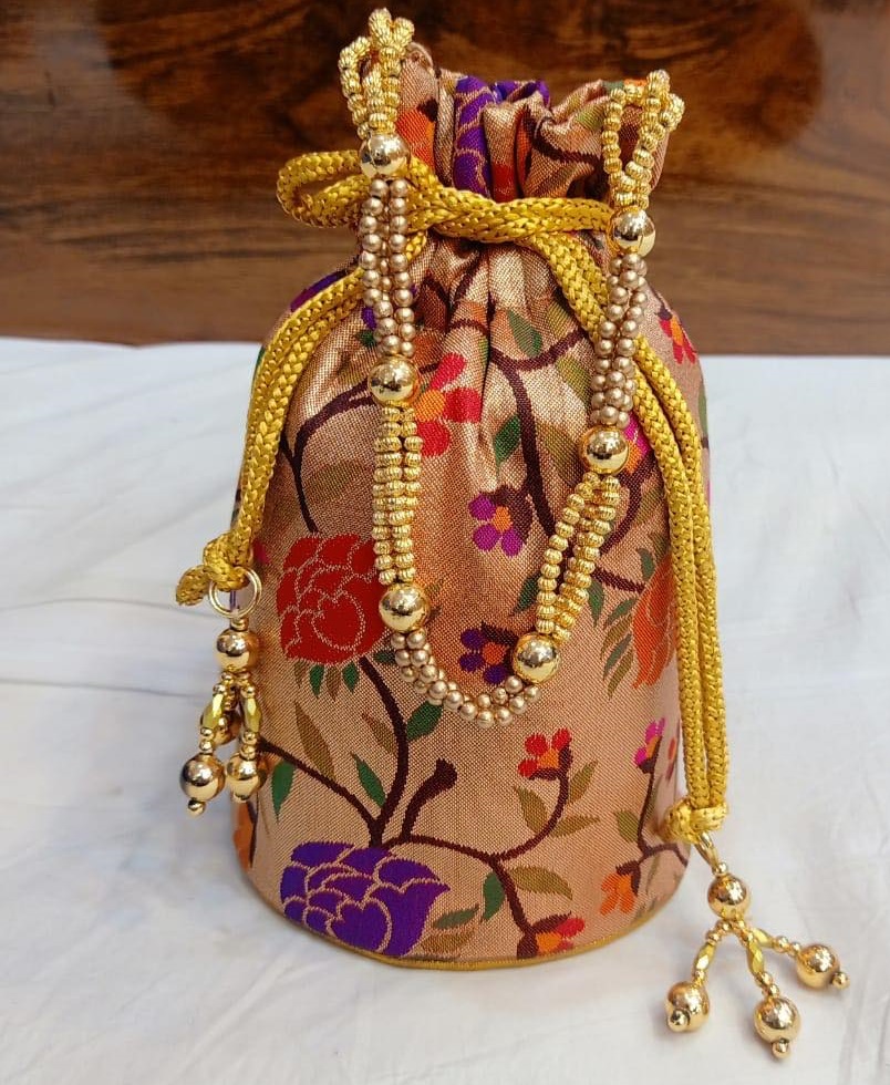 Yeola Paithani Weavers Cluster