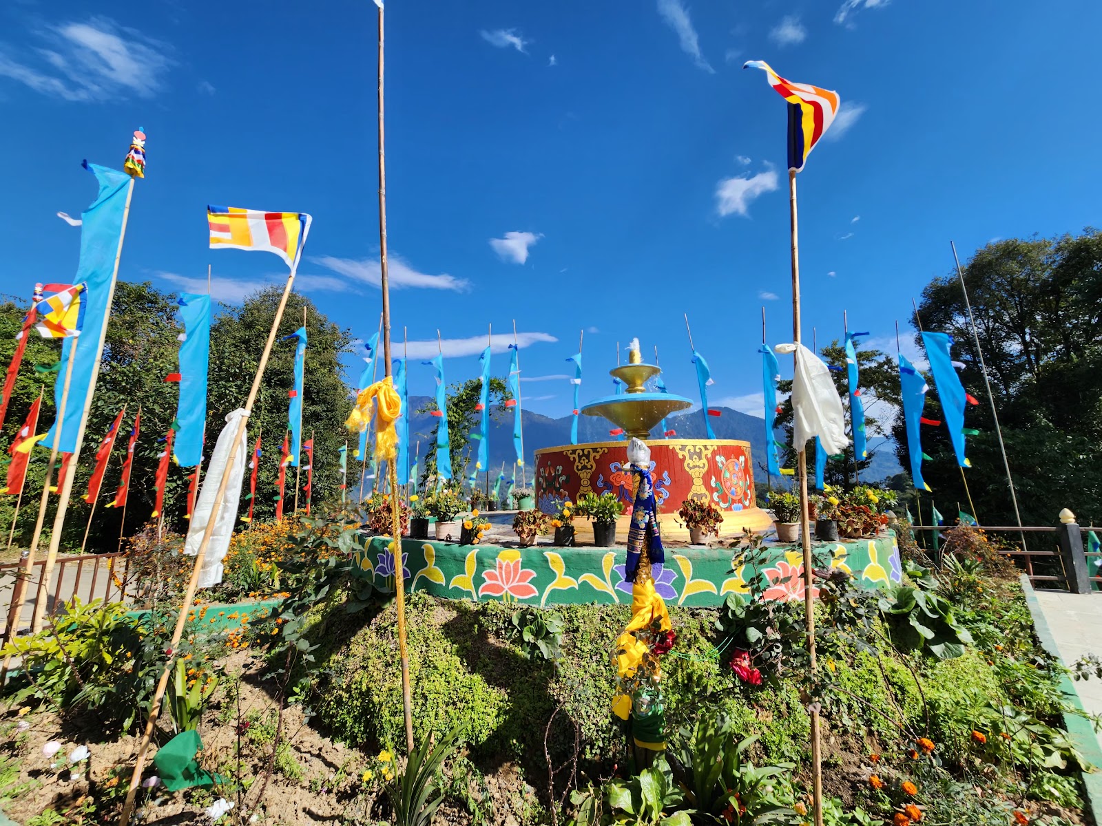 Khecheopalri Viewpoint